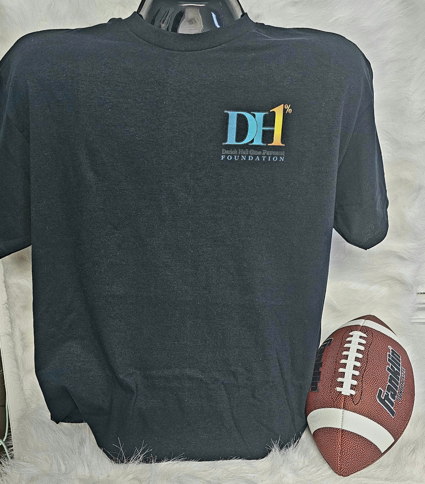 DH1% Tee